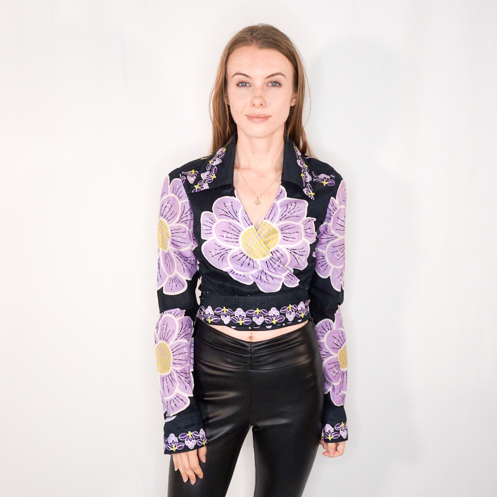 VINTAGE 70s Floral Wrap Top Black Purple S M L - Picture 1 of 7